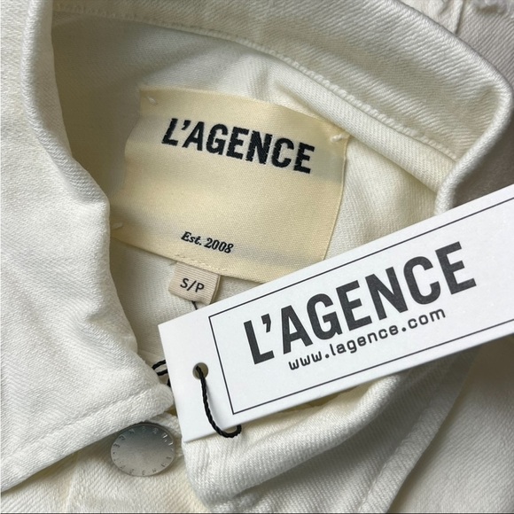 NWT L'AGENCE 90s Ivory Distressed Stretch Denim Raw Hem Crop Slim Jean Jacket S - Picture 14 of 16